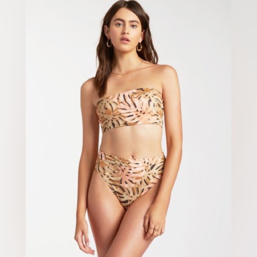 Billabong Hula Palm top